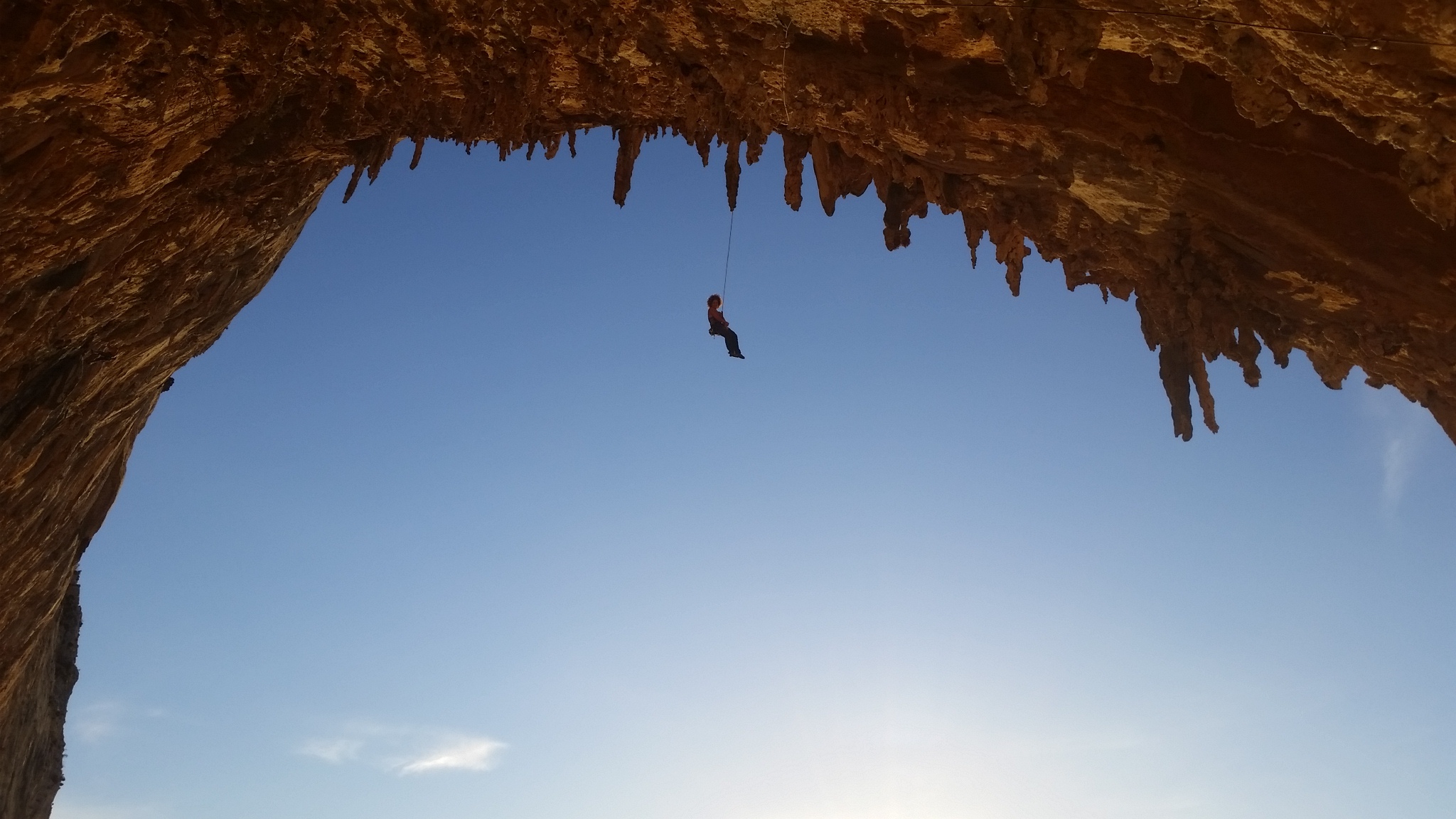 Arrampicata su roccia nella Grande Grotta, Kalymnos