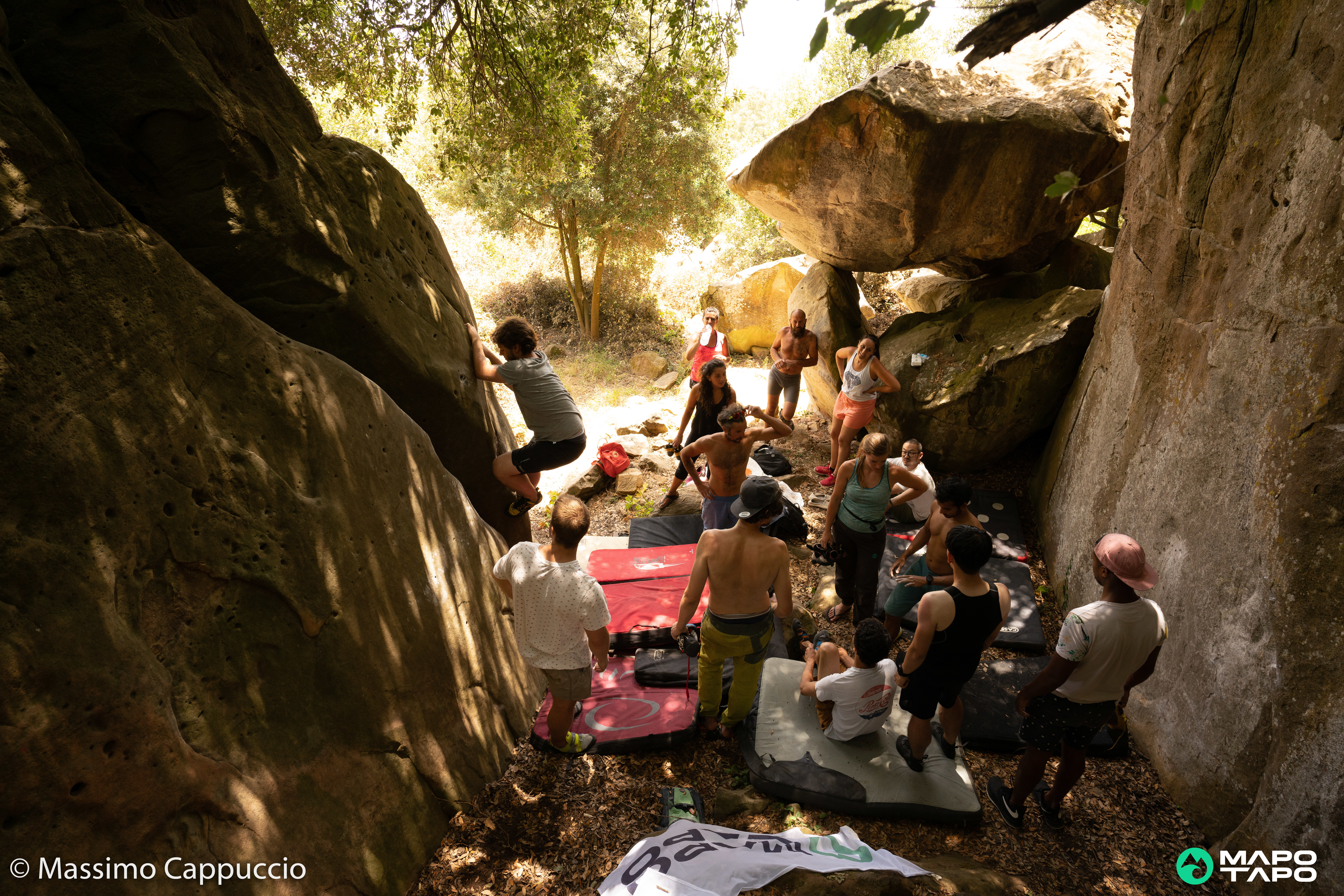 A group bouldering in Fontainebleau